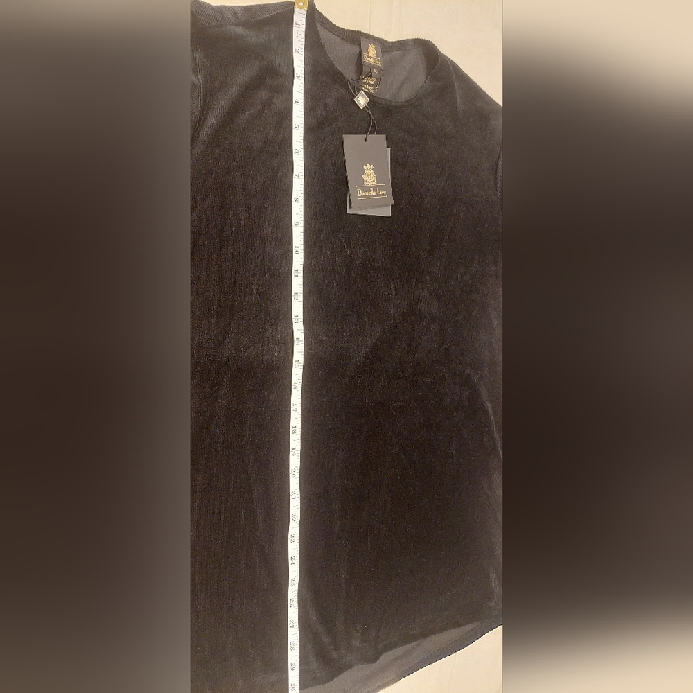 Chic Black Long Sleeve Blouse - Picture 7 of 8